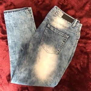 Distressed Rue 21 jeans 👖